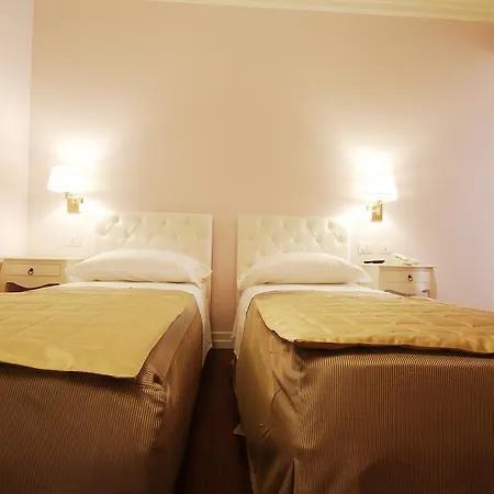 Hotel Albergo Centrale 3*