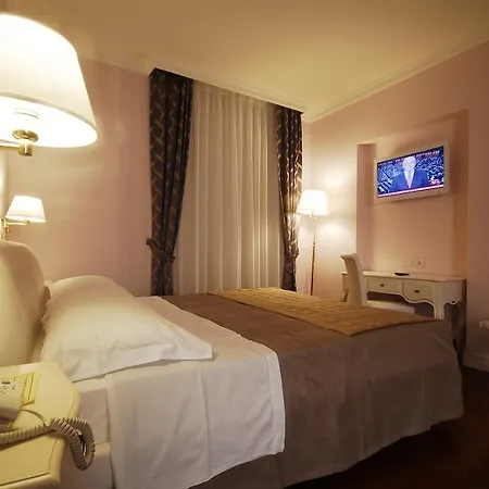 Albergo Centrale Hotel 3*